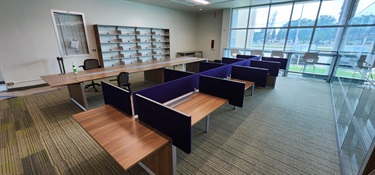 Las Palmas Library Connect Computer Lab
