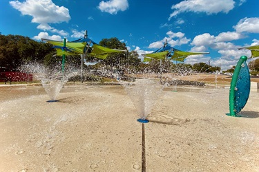 Upshooting water fountains
