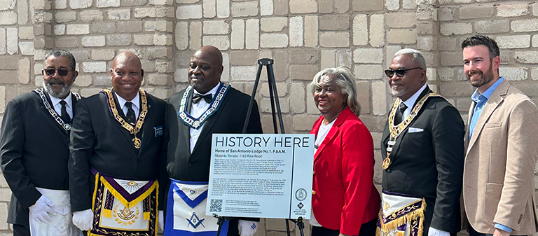 Ceremony presenting a History Here Marker to San Antonio Lodge No. 1.