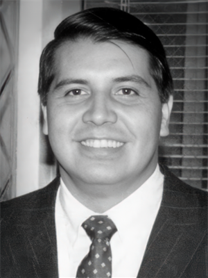 Portrait of SAFD Fire Chief Raul Losoya, served from October 1988 to April 1993.